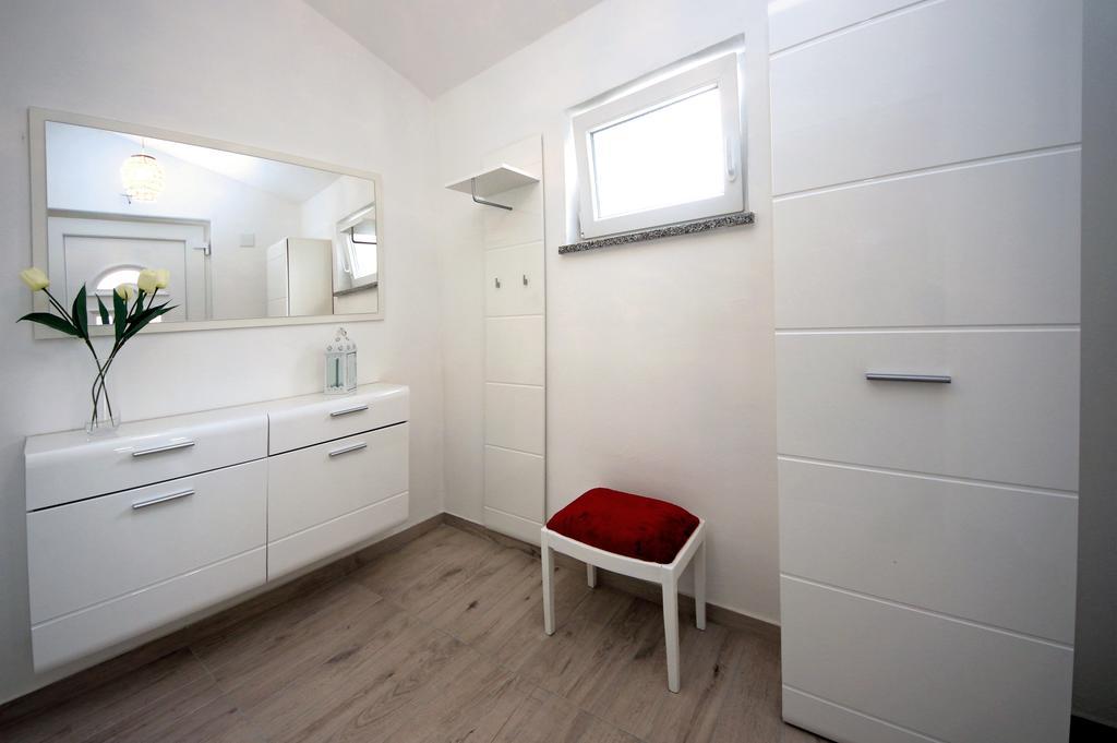 Apartment Mare Vodice Kültér fotó