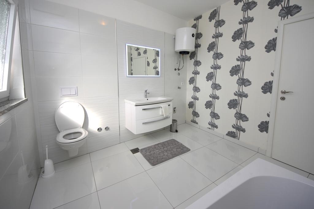 Apartment Mare Vodice Kültér fotó