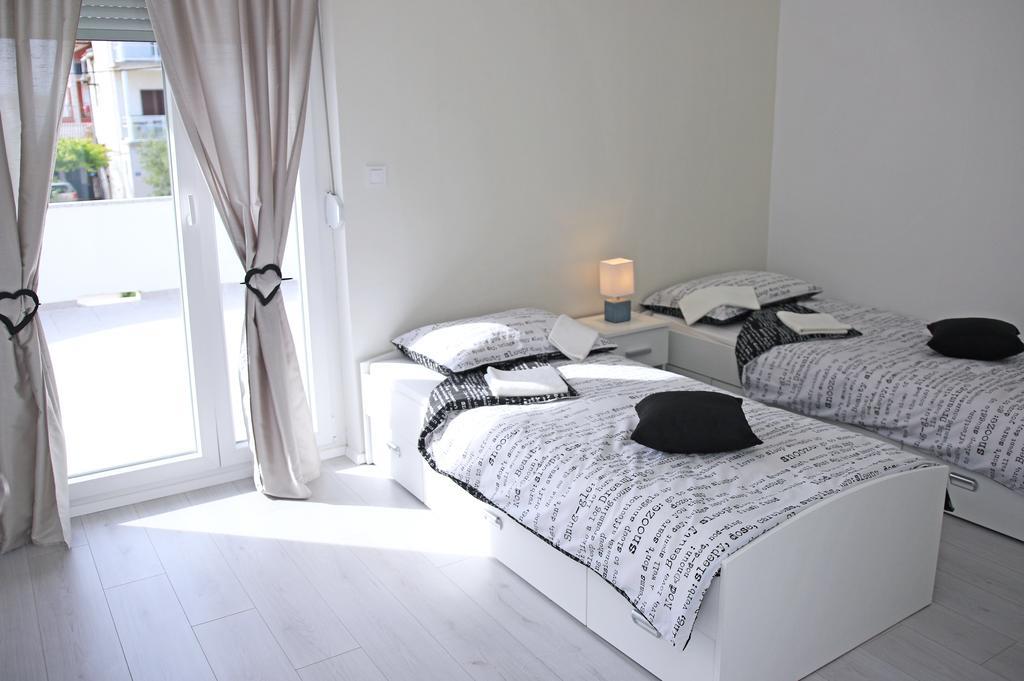 Apartment Mare Vodice Kültér fotó