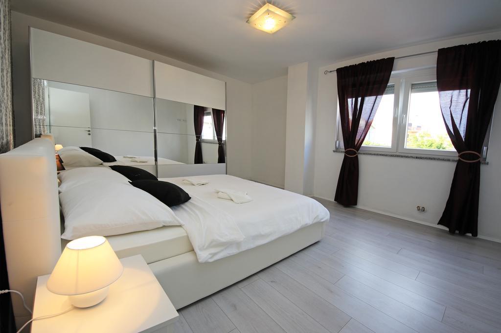 Apartment Mare Vodice Kültér fotó